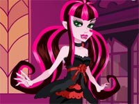 Monster High: Draculaura Dress Up